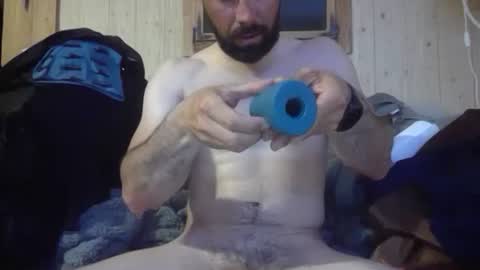 grimpeurdu74 online show from April 20, 10:23 pm