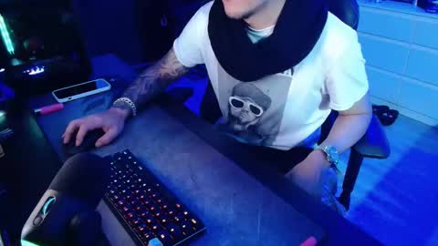 Guayaco  online show from February 7, 6:02 pm