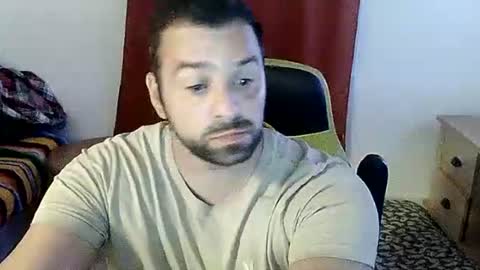 Snapshot of guillaume666286050 chatting on September 23, 8:46 am guillaume666286050 online show from September 23, 8:46 am