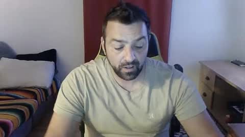 Snapshot of guillaume666286050 chatting on September 26, 7:50 am guillaume666286050 online show from September 26, 7:50 am