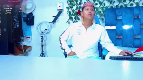 Hakim online show from January 18, 4:42 pm