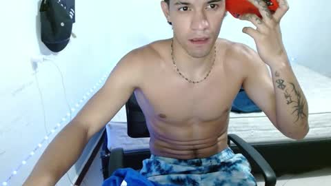 Snapshot of guts_x chatting on February 4, 5:34 pm Guts online show from February 4, 5:34 pm
