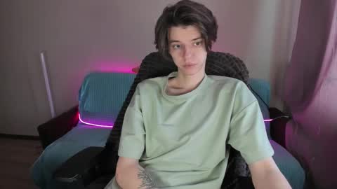 guy_liam1 online show from February 24, 7:55 am