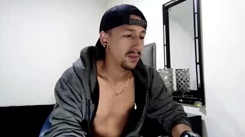 karim online show from December 12, 3:32 am