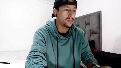 karim online show from February 23, 10:23 am