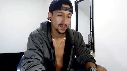 karim online show from December 28, 8:16 am