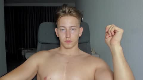 Oliver online show from October 16, 9:01 pm