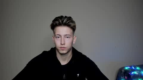 Oliver online show from December 13, 6:59 pm