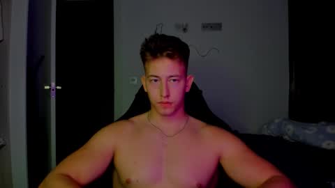 Oliver online show from February 25, 12:55 am