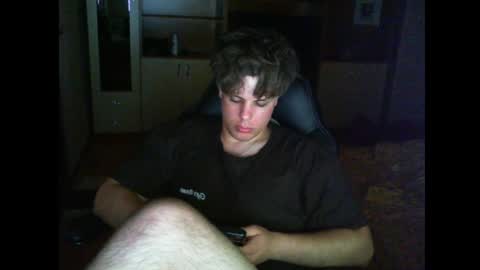 gymguy0505 online show from May 29, 9:36 pm