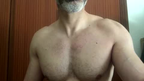 gymvlc online show from March 26, 11:47 am