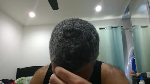 Snapshot of h0nest84 chatting on October 4, 5:40 pm h0nest84 online show from October 4, 5:40 pm