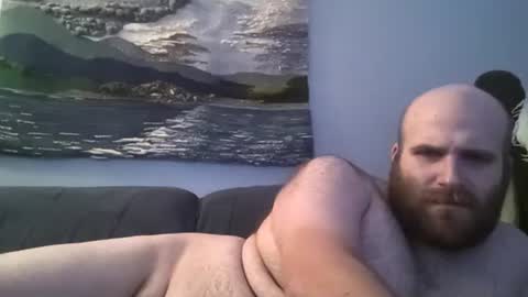 Snapshot of hairiestbear chatting on December 4, 8:29 pm Hairiest Bear online show from December 4, 8:29 pm