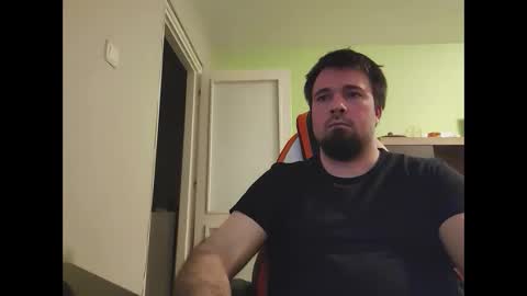 hairy_guy007 online show from February 14, 7:02 pm