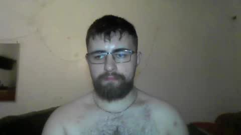 Snapshot of hairy_man_69_ chatting on September 15, 11:28 pm horny online show from September 15, 11:28 pm