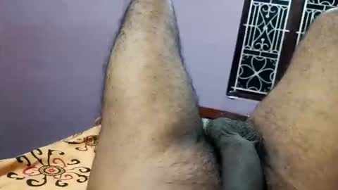 hairy_men01 online show from December 5, 11:45 pm