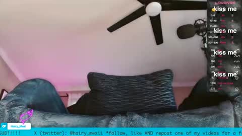 J  M online show from March 15, 12:07 am