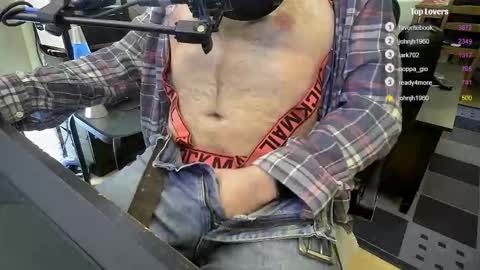 Hairy Belly online show from January 13, 6:34 pm