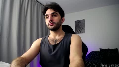 Adam online show from April 4, 6:16 pm