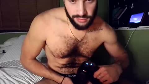 hairyholetop online show from December 6, 3:41 am