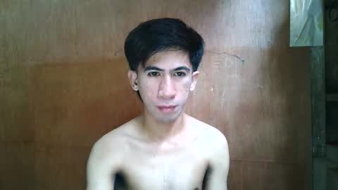 hairyhugecock_22 online show from December 4, 2:29 am