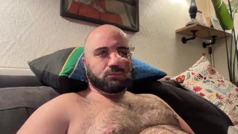 Hairy Guy online show from November 15, 11:18 pm
