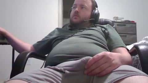 hairymikey online show from April 12, 4:26 am