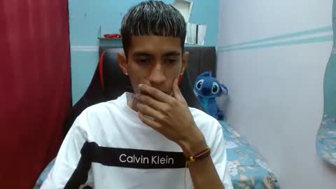 hamcummboy20 online show from March 9, 12:04 am