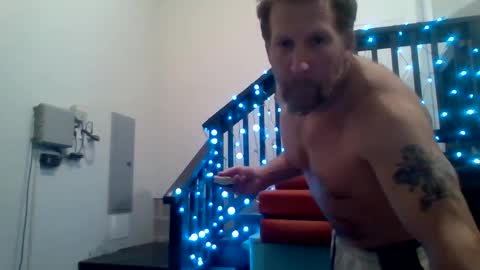 hammertime2169 online show from December 14, 10:18 pm