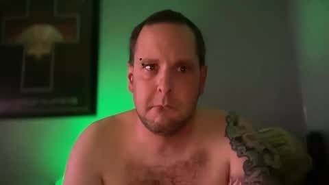 Snapshot of hand_banana_420 chatting on September 22, 12:11 am hand_banana_420 online show from September 22, 12:11 am