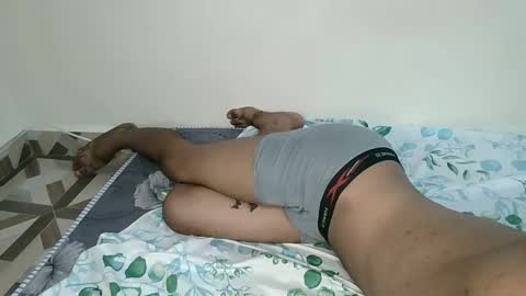 handdickcock99 online show from April 7, 9:09 am