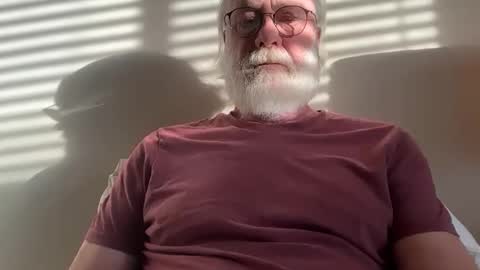 handful57345 online show from January 9, 3:39 pm