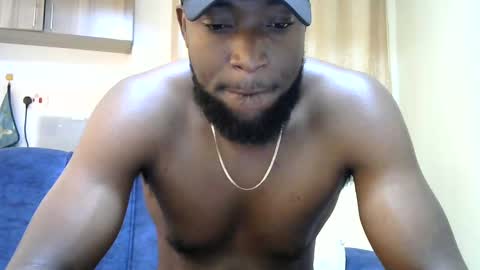 Snapshot of handsome_king30 chatting on January 13, 12:24 pm handsome king online show from January 13, 12:24 pm