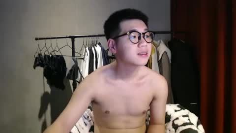 handsome_mannn online show from January 4, 7:13 pm