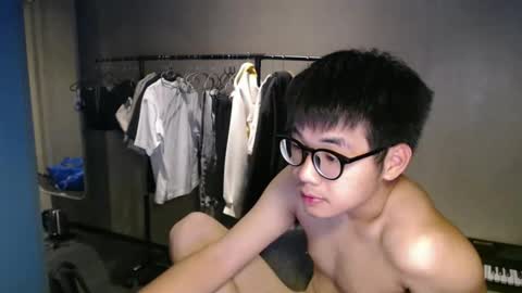 handsome_mannn online show from September 13, 7:59 pm