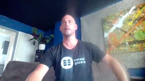 handsomeguy4ever online show from August 2, 5:33 pm