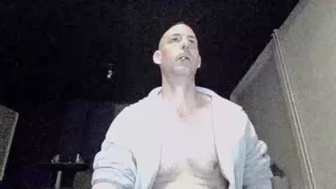 handsomeguy4ever online show from November 8, 2:37 am