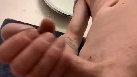 handsomerob42 online show from October 11, 2:32 pm