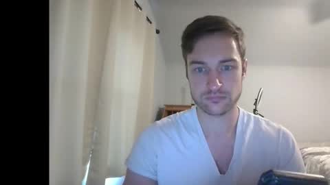 handsumhung online show from November 17, 8:45 pm