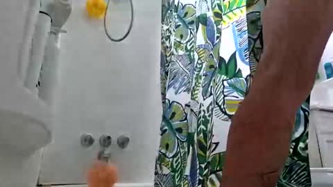 Snapshot of handylong88 chatting on October 5, 1:15 pm handylong88 online show from October 5, 1:15 pm