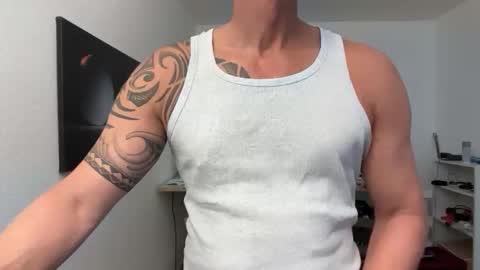 hanky online show from September 22, 7:52 am