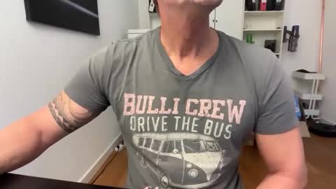 hanky online show from October 9, 6:18 am