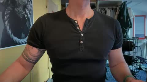 hanky online show from January 14, 12:35 pm