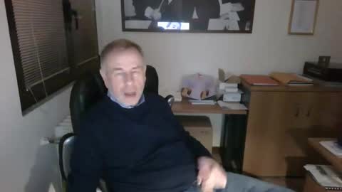 Snapshot of hanscooper chatting on December 12, 5:37 pm hanscooper online show from December 12, 5:37 pm