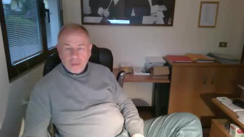 hanscooper online show from November 5, 4:09 pm