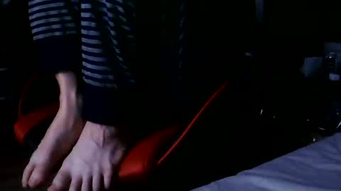 hansole online show from December 2, 3:45 pm