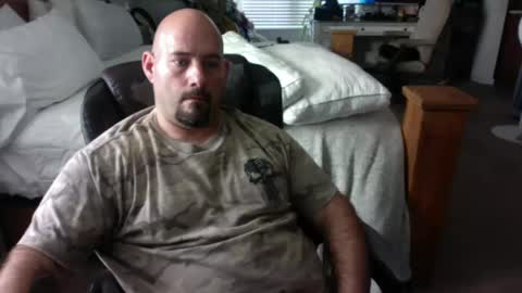 Snapshot of hard4ladies10 chatting on January 3, 9:57 pm hard4ladies10 online show from January 3, 9:57 pm