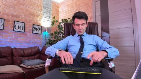 Steve online show from January 26, 12:22 pm