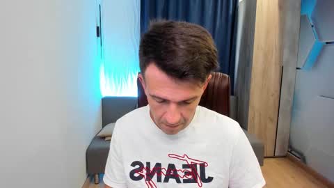 Steve online show from October 7, 9:02 am