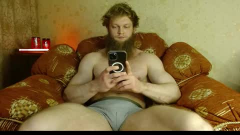 Valentino Hard online show from October 21, 10:45 pm